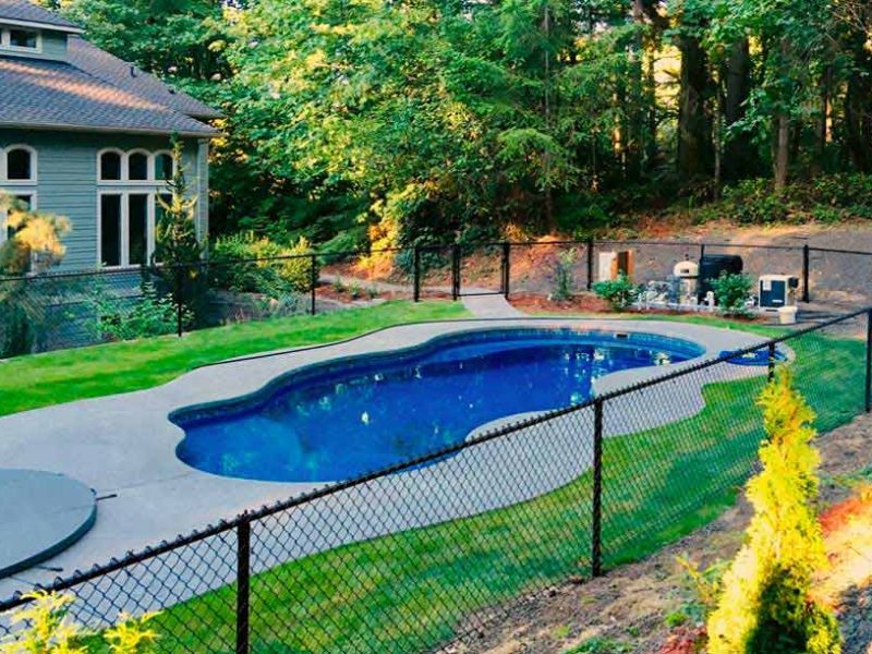 residential-chain-link-fence.jpg residential-chain-link-fence.jpg